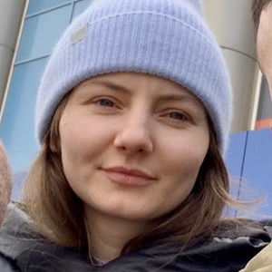 Meet your Posher, Валeнтина